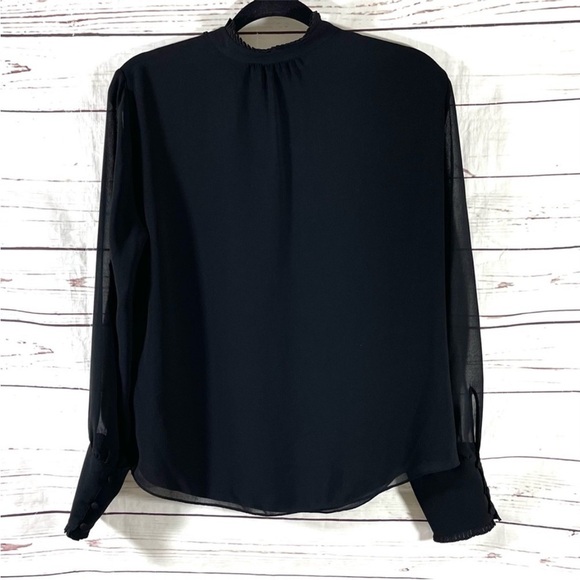 🔥 🆕 WHITE HOUSE BLACKMARKET RUFFLE BLOUSE BLACK SIZE 2 - Picture 6 of 14